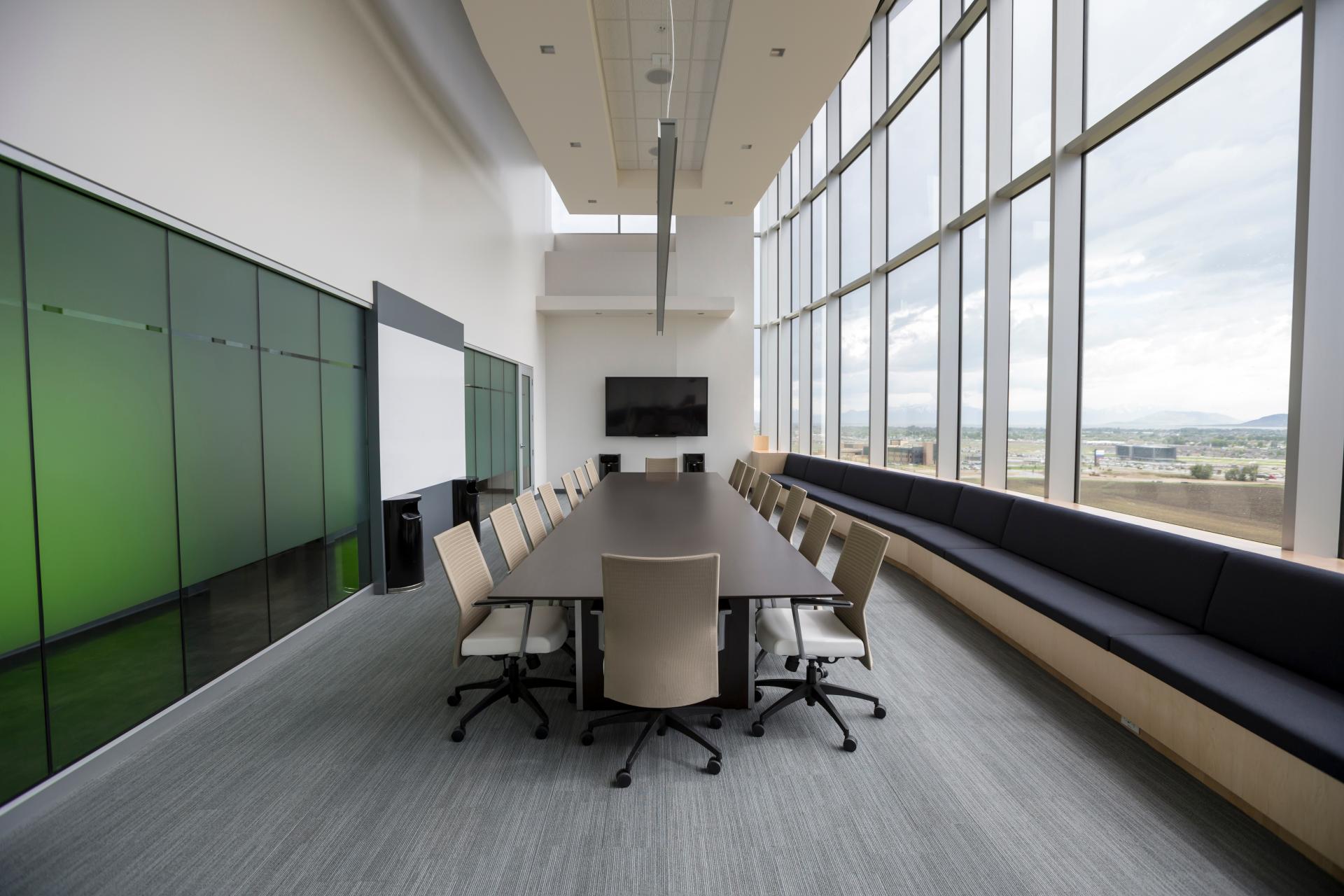 How to Buy Commercial Real Estate