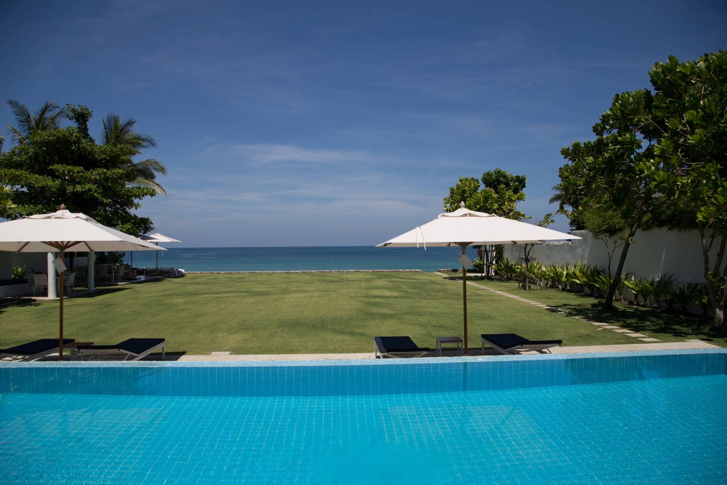 SUMMER ESTATE – A 4-BEDROOM BEACHFRONT VILLA IN NATAI