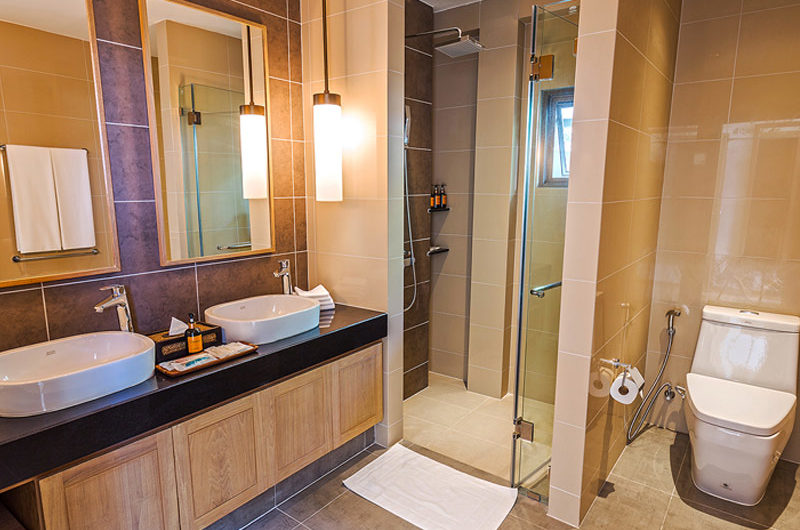 CASABAY – CONTEMPORARY POOL VILLAS OVERLOOKING RAWAI BAY