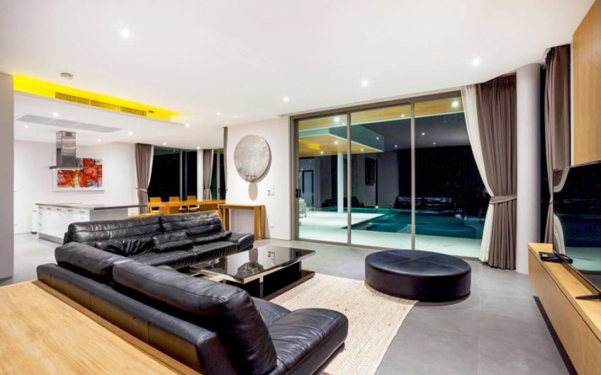 GRAND SEE THROUGH – MODERN 5-BEDROOM HILLSIDE VILLA WITH AMAZING VIEWS
