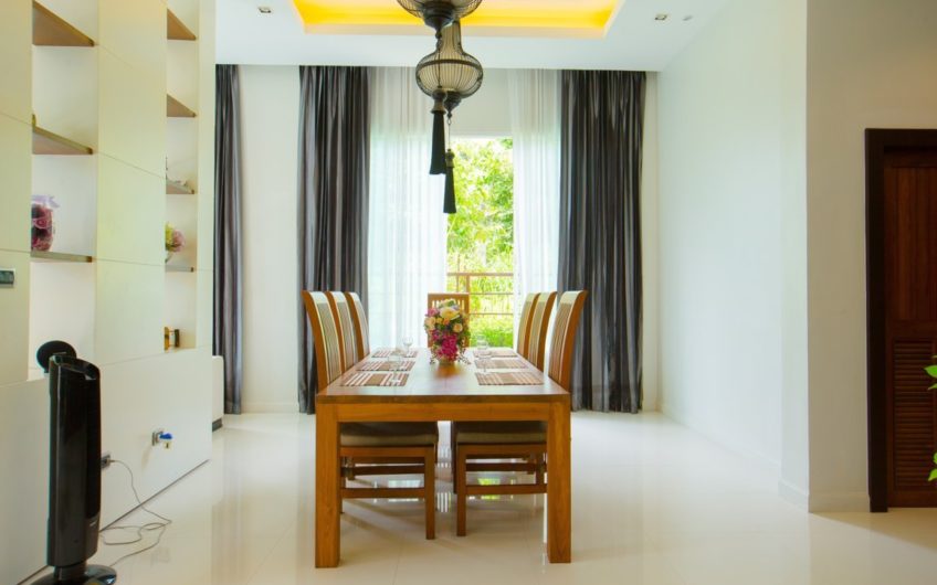 MODERN 3-BEDROOM POOL VILLA OVERLOOKING PATONG