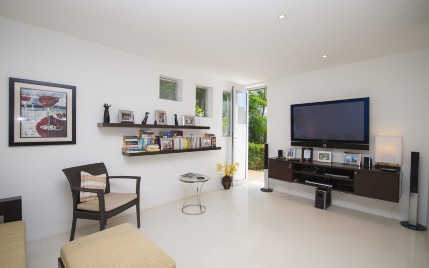 SURIN HEIGHTS – BRIGHT MODERN 4-BEDROOM SEA VIEW VILLA NEAR SURIN BEACH